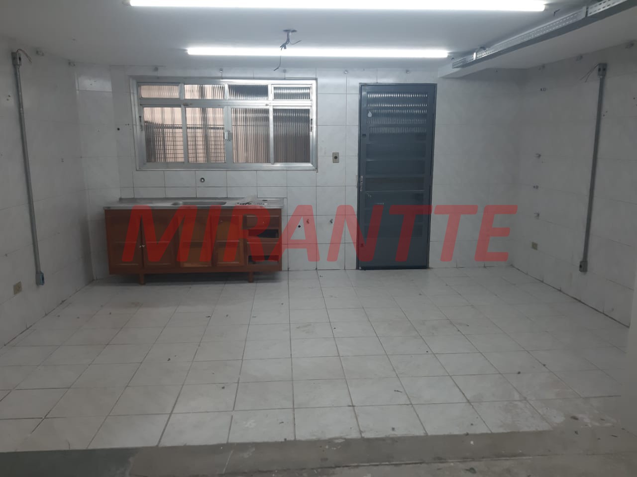 Galpao de 2350m² em Parque Peruche