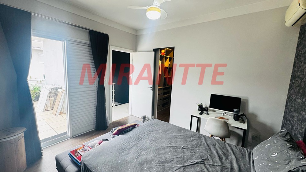 Cond. fechado de 318m² com 4 quartos em Engordadouro