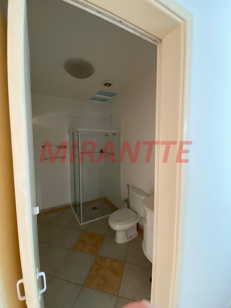 Sobrado de 116m² com 2 quartos em Santana