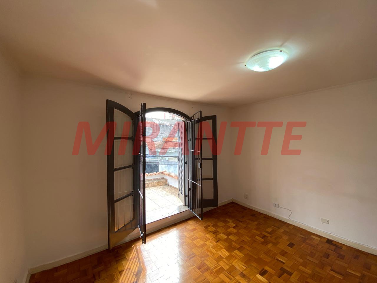 Sobrado de 116m² com 2 quartos em Santana