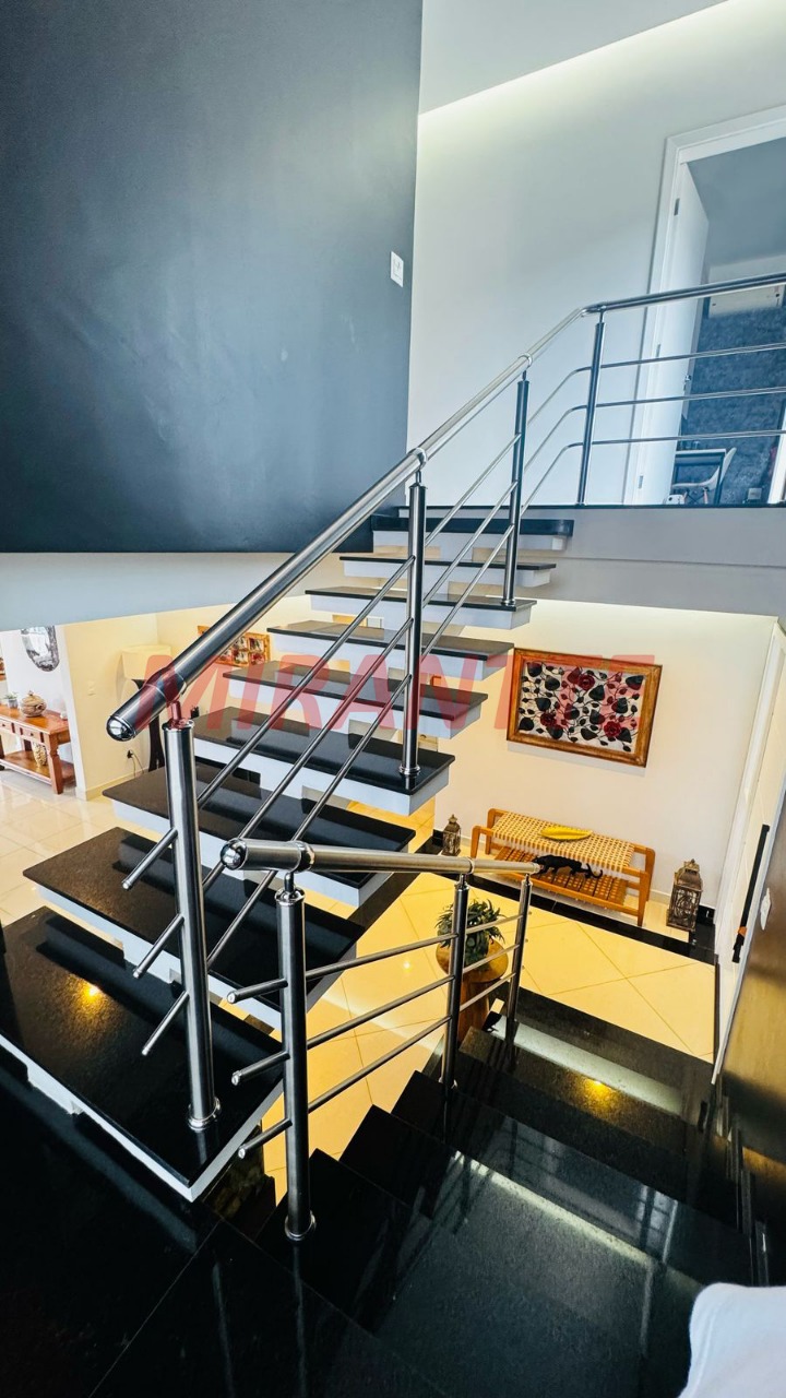 Cond. fechado de 300m² com 3 quartos em Engordadouro