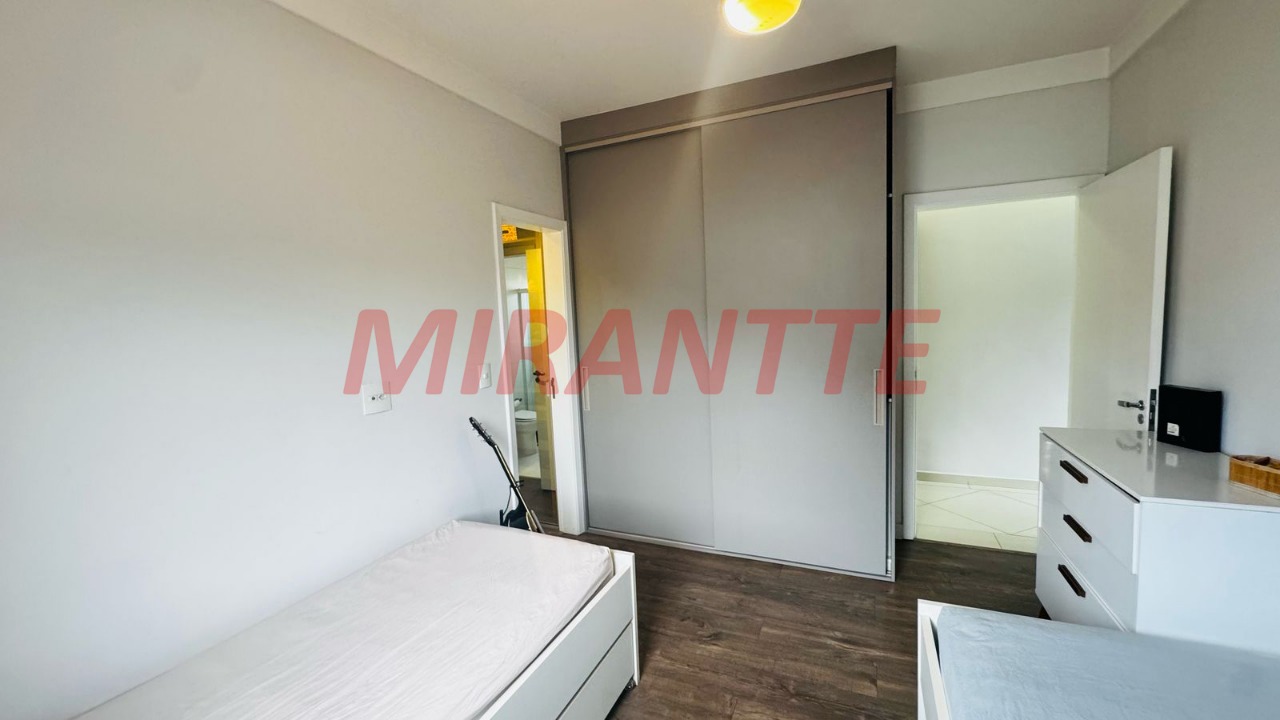 Cond. fechado de 300m² com 3 quartos em Engordadouro