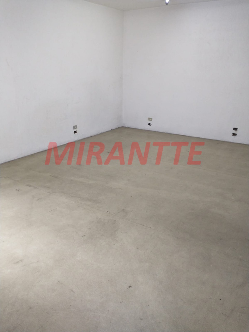 Comercial de 30m² em Santana