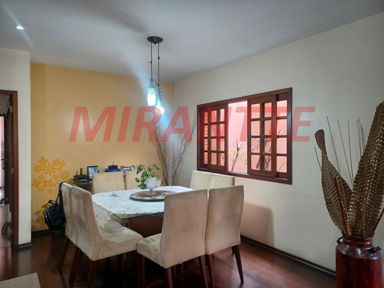 Sobrado de 235m² com 3 quartos em Vila Guilheme