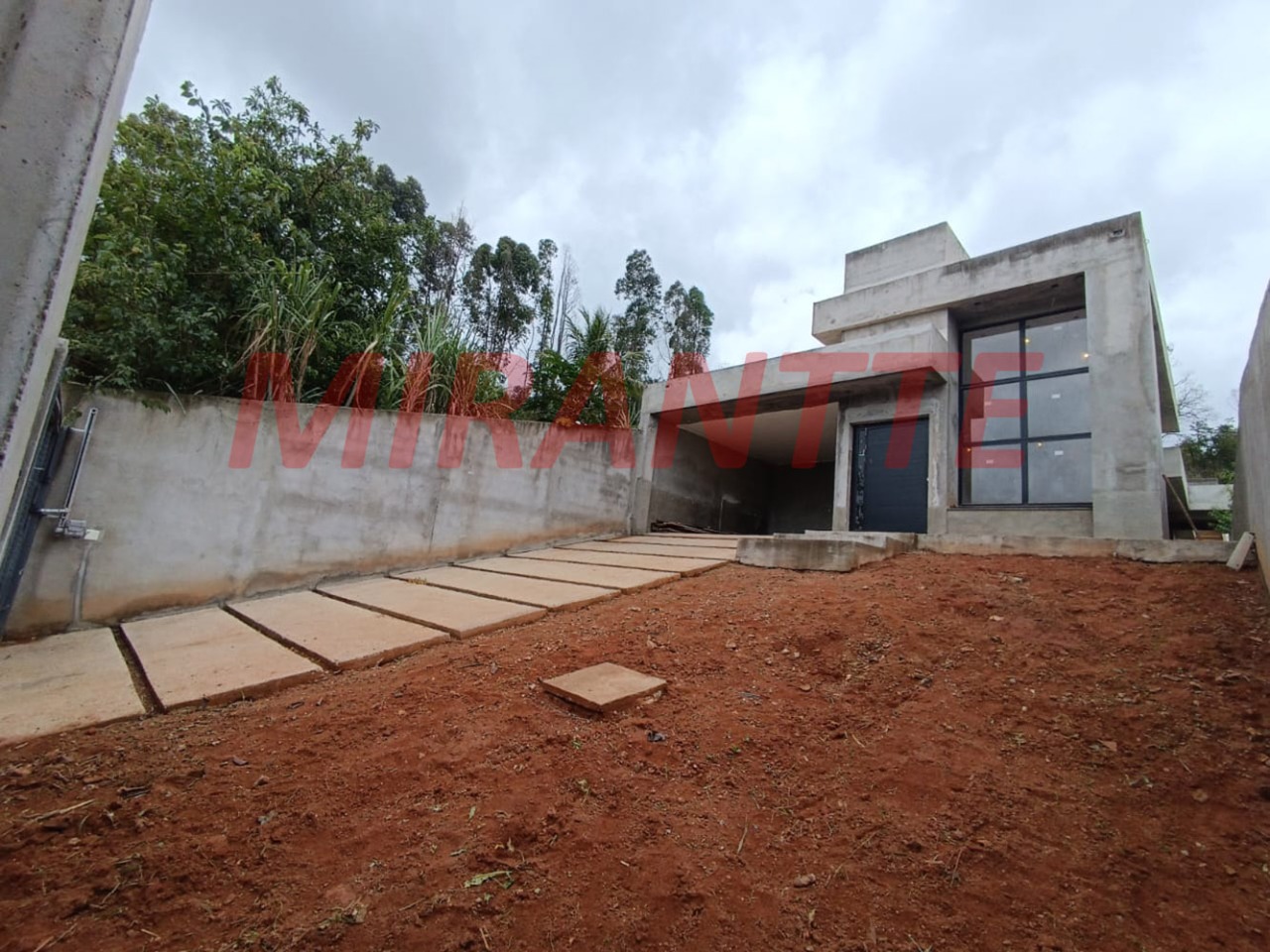 Casa terrea de 154.28m² com 3 quartos em Jardim Brisa