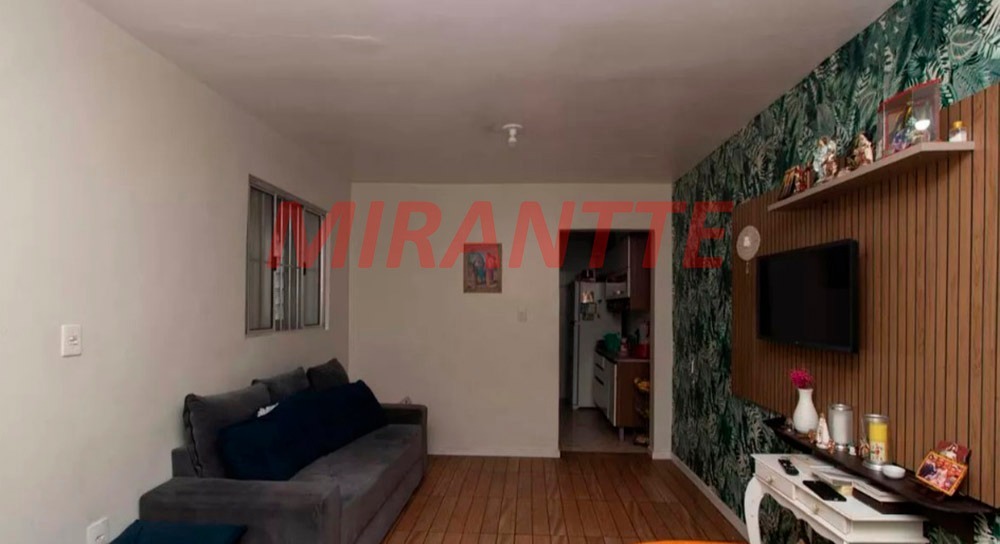 Sobrado de 270m² com 3 quartos em Vila Mazzei