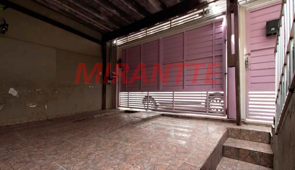 Sobrado de 270m² com 3 quartos em Vila Mazzei