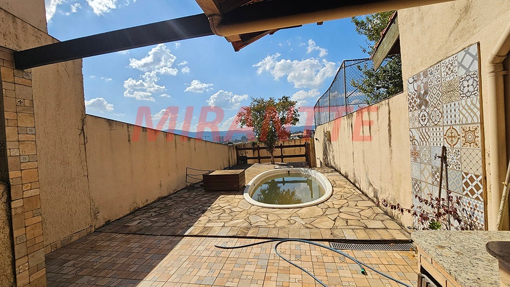 Sobrado de 168m² com 3 quartos em Casa Verde Alta