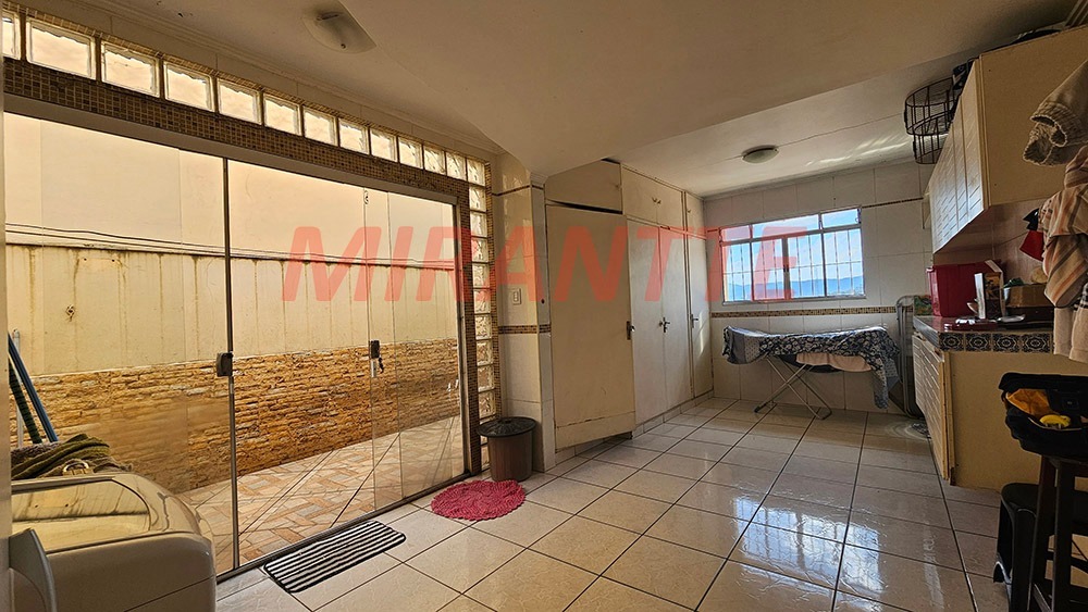 Sobrado de 168m² com 3 quartos em Casa Verde Alta