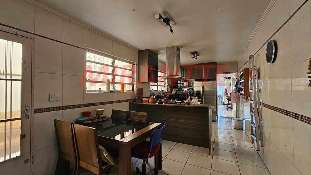 Sobrado de 168m² com 3 quartos em Casa Verde Alta