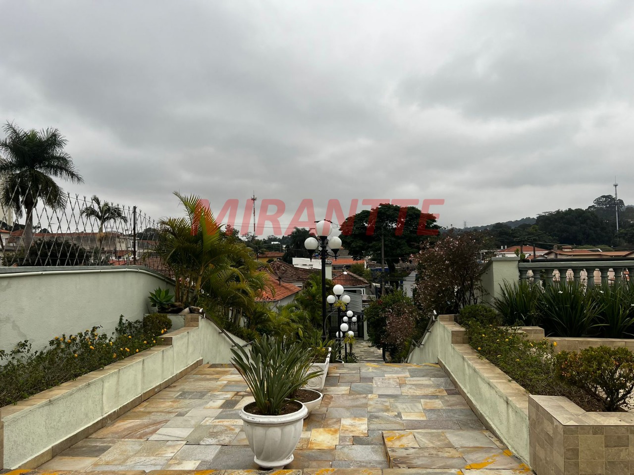 Apartamento de 190m² com 4 quartos em Tremembe