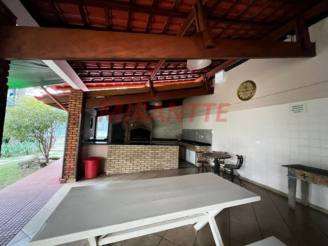 Apartamento de 190m² com 4 quartos em Tremembe