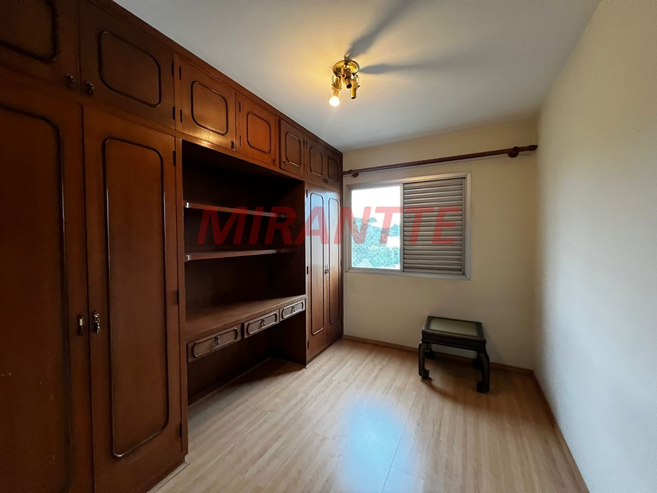 Apartamento de 190m² com 4 quartos em Tremembe