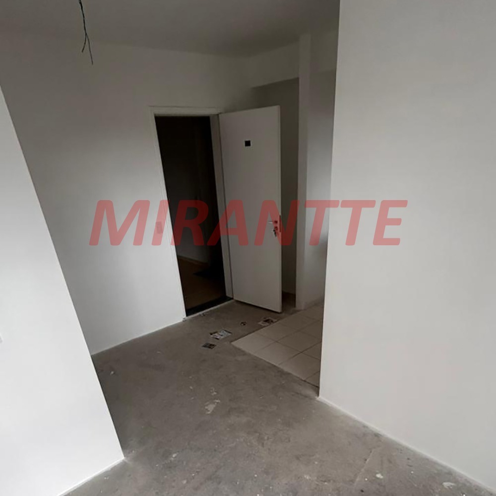 Apartamento de 43m² com 2 quartos em Vila Guaca