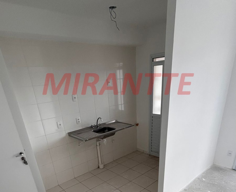 Apartamento de 43m² com 2 quartos em Vila Guaca