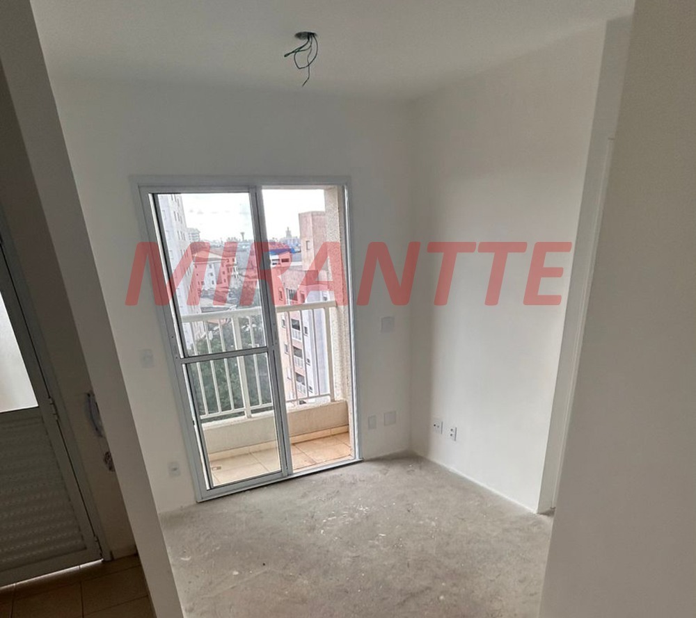 Apartamento de 43m² com 2 quartos em Vila Guaca