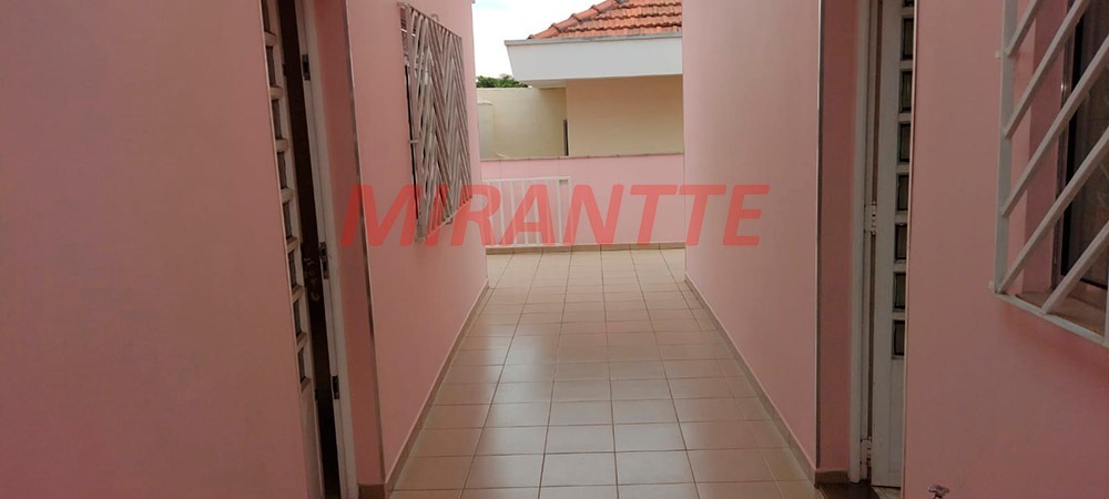 Sobrado de 200m² com 3 quartos em Santana