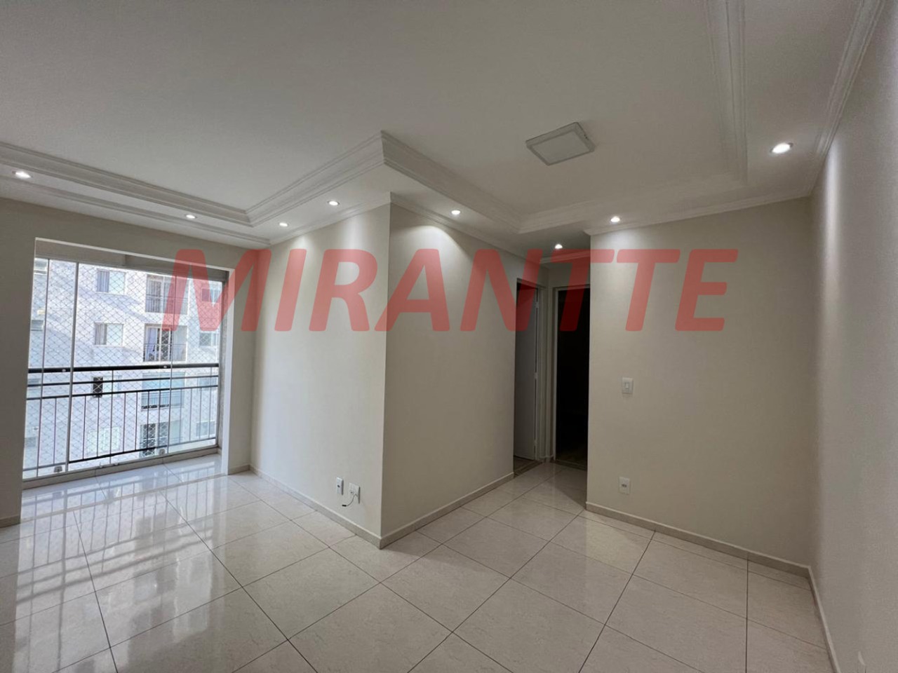Apartamento de 55m² com 2 quartos em Parque Sao Domingos