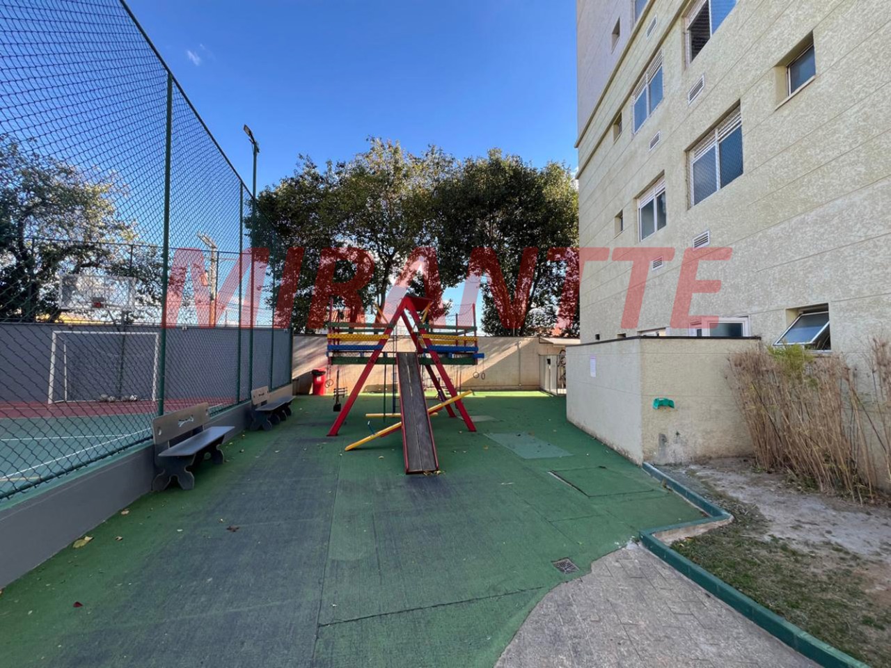 Apartamento de 55m² com 2 quartos em Parque Sao Domingos