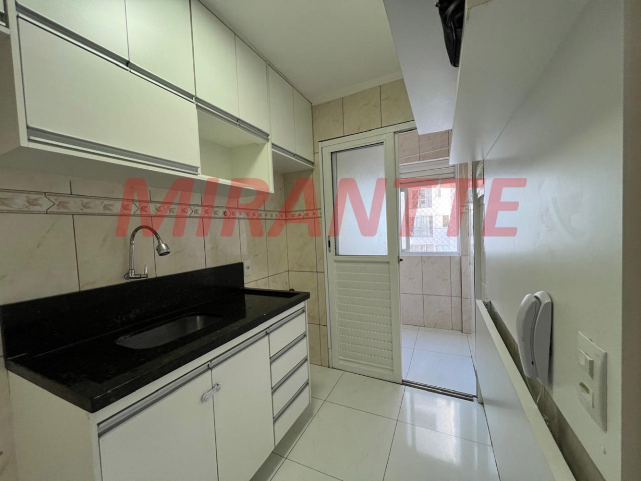 Apartamento de 55m² com 2 quartos em Parque Sao Domingos