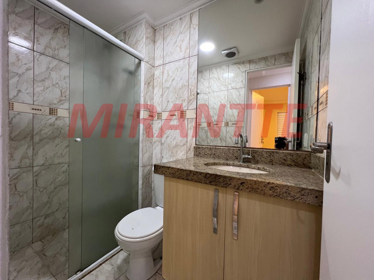 Apartamento de 55m² com 2 quartos em Parque Sao Domingos