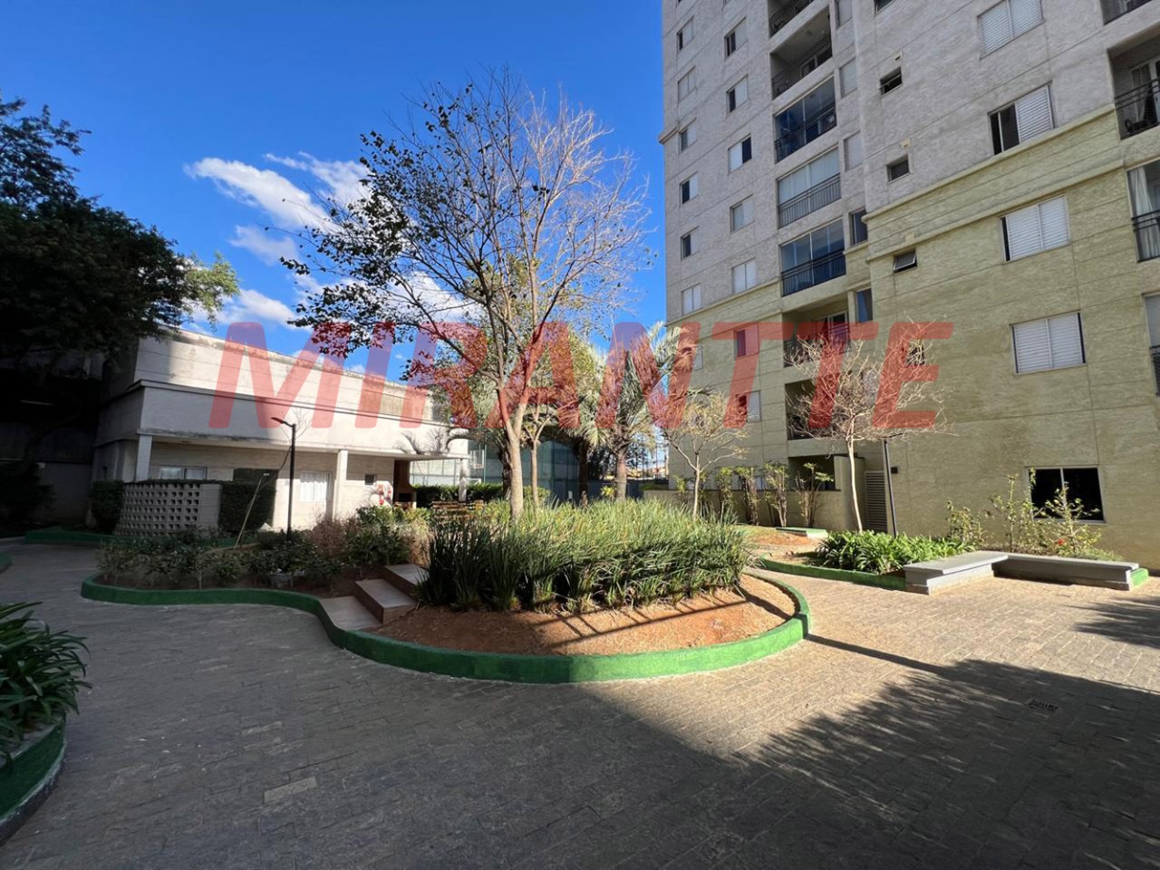 Apartamento de 55m² com 2 quartos em Parque Sao Domingos