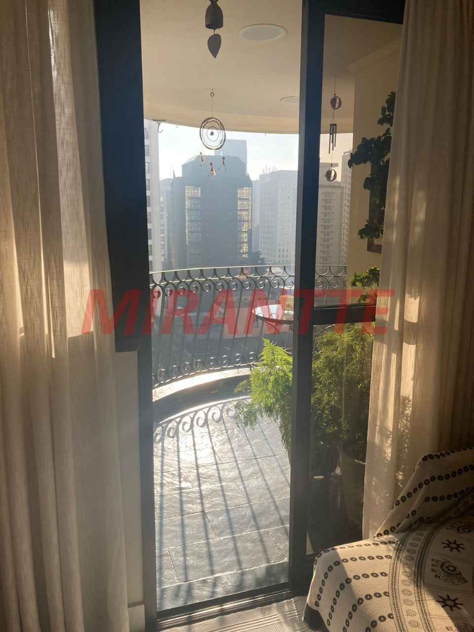 Apartamento de 95m² com 3 quartos em Indianópolis