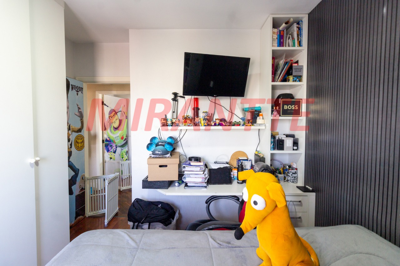 Apartamento de 246m² com 4 quartos em Santana
