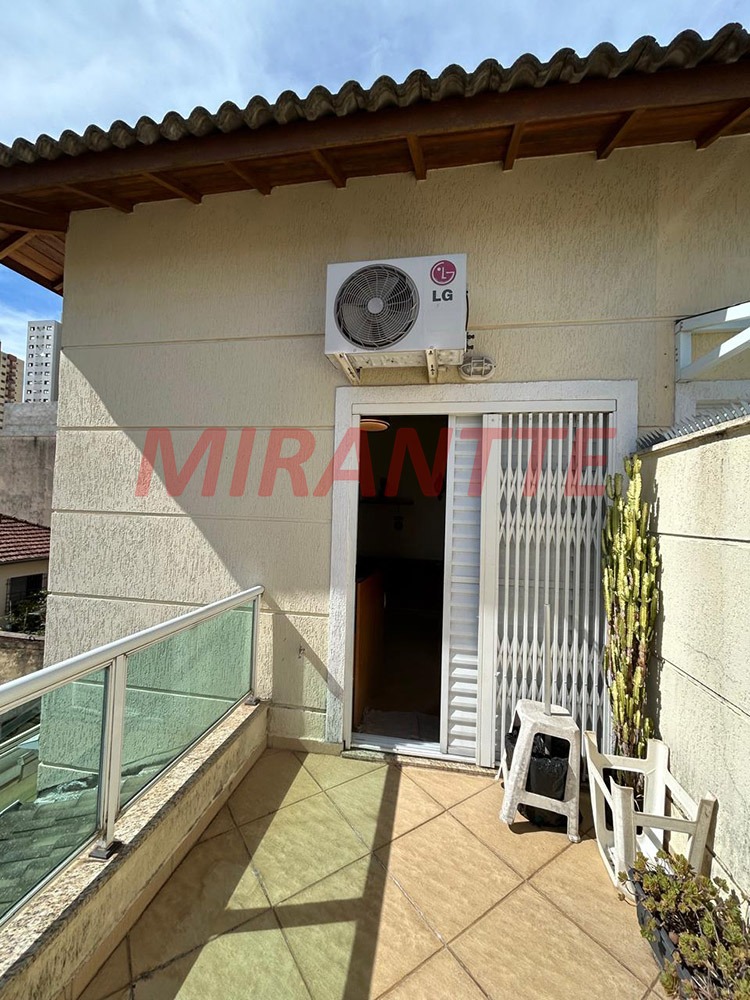 Sobrado de 174m² com 3 quartos em Santa Teresinha