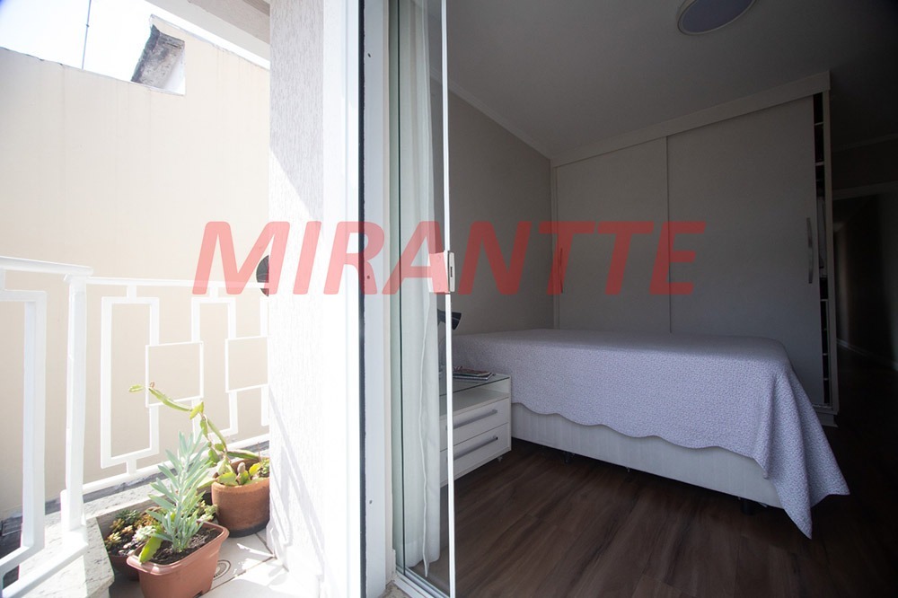 Sobrado de 234m² com 3 quartos em Parada Inglesa