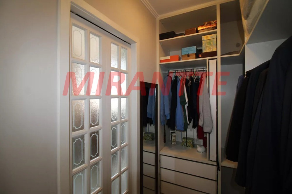 Sobrado de 234m² com 3 quartos em Parada Inglesa