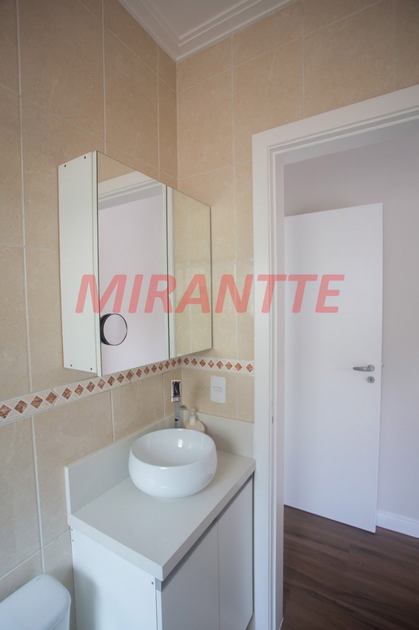 Sobrado de 234m² com 3 quartos em Parada Inglesa
