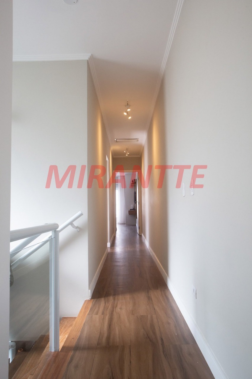 Sobrado de 234m² com 3 quartos em Parada Inglesa