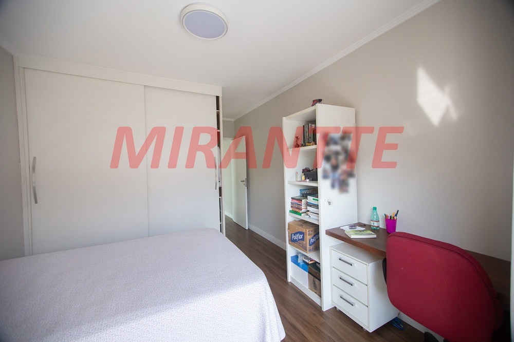 Sobrado de 234m² com 3 quartos em Parada Inglesa