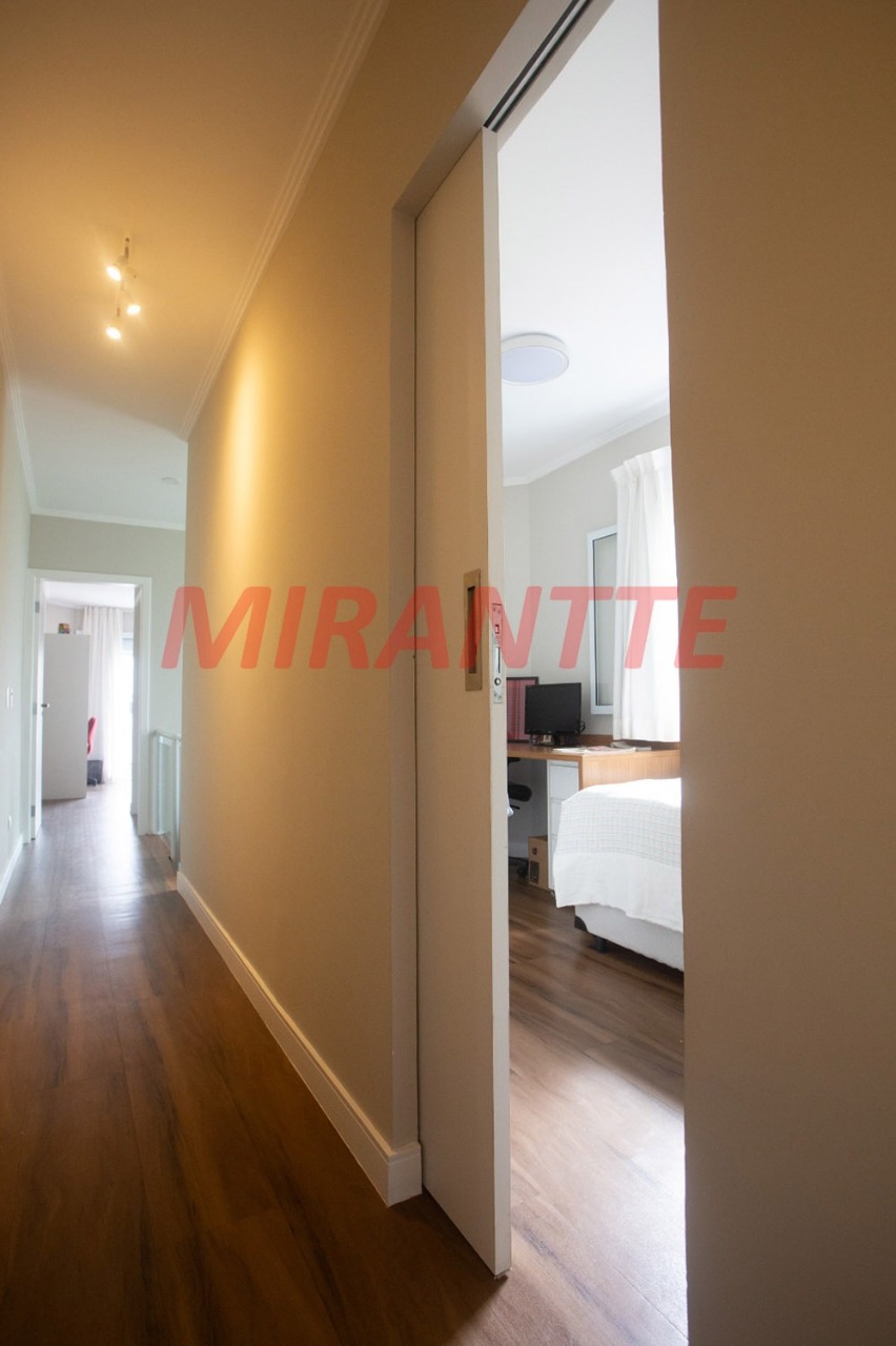 Sobrado de 234m² com 3 quartos em Parada Inglesa