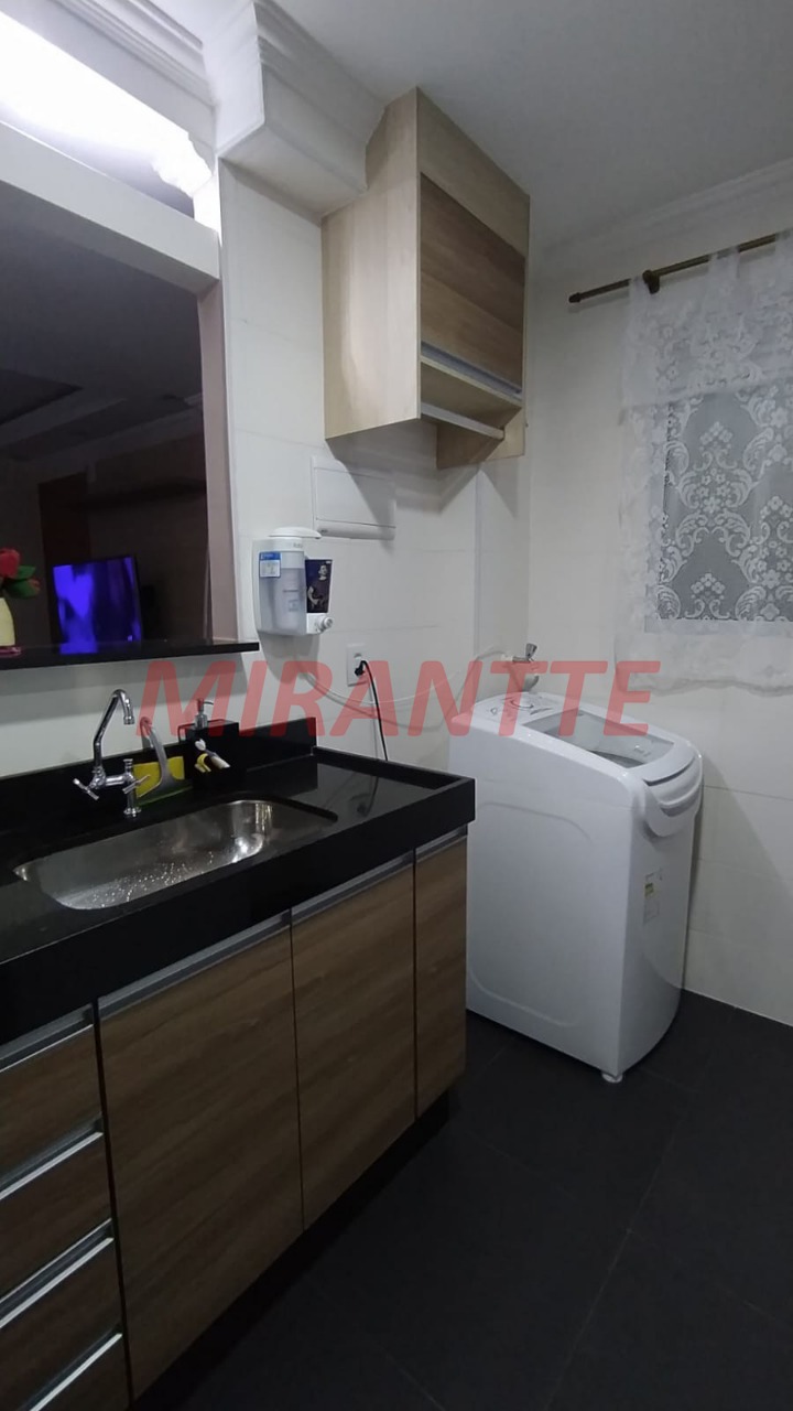 Apartamento de 46m² com 2 quartos em Água Chata