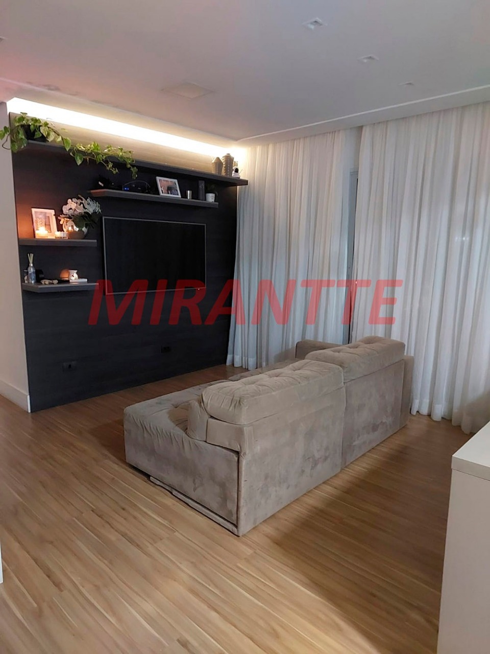Apartamento de 70m² com 2 quartos em Jardim Leonor Mendes De Barros