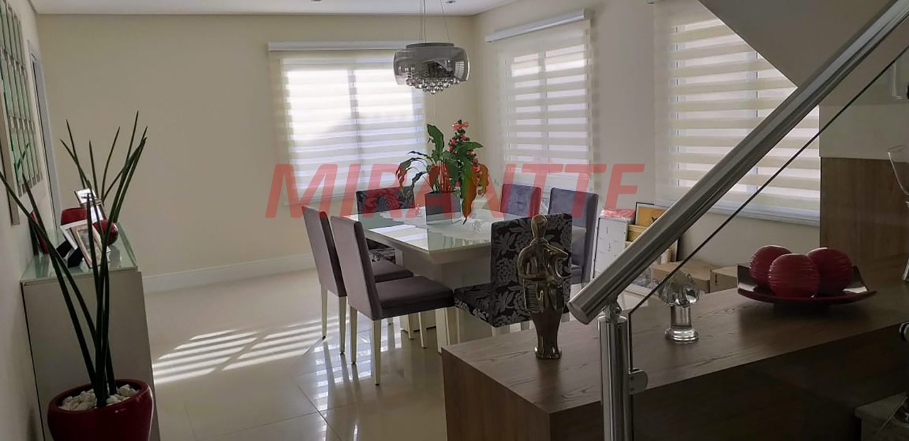 Cond. fechado de 300m² com 4 quartos em Engordadouro