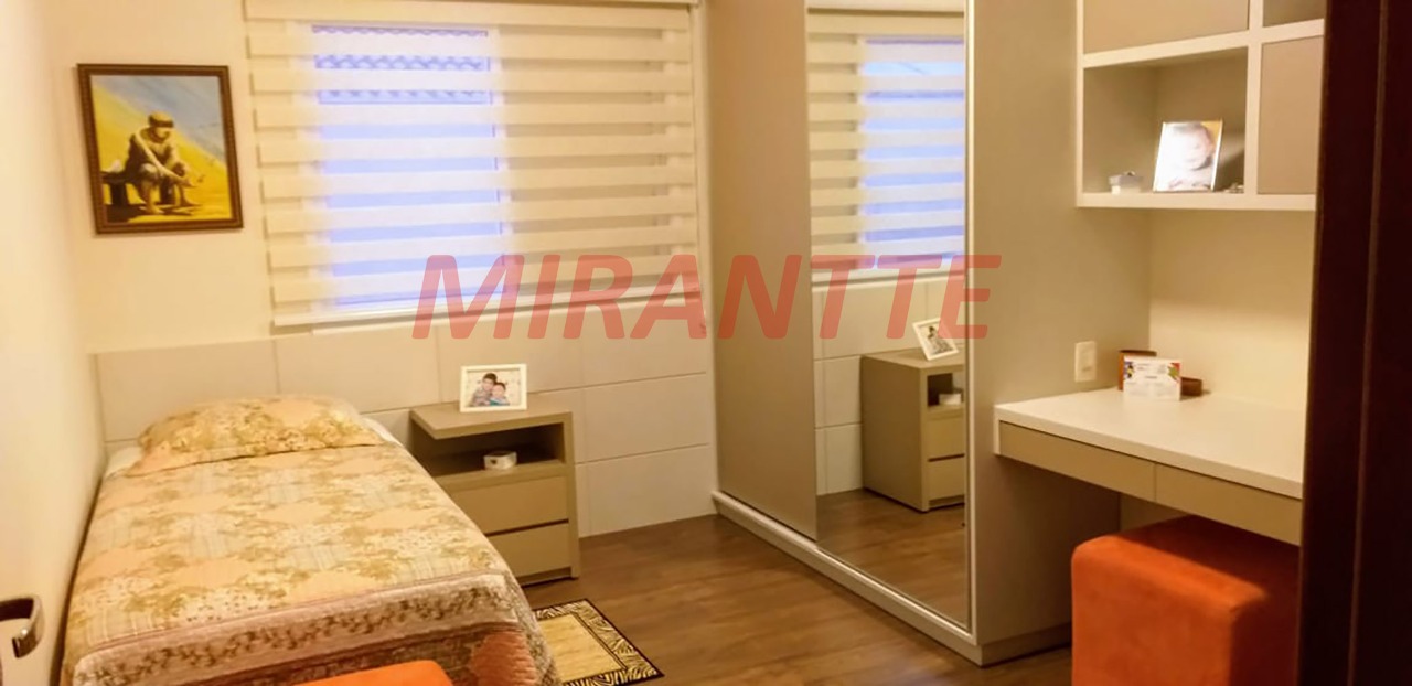 Cond. fechado de 300m² com 4 quartos em Engordadouro