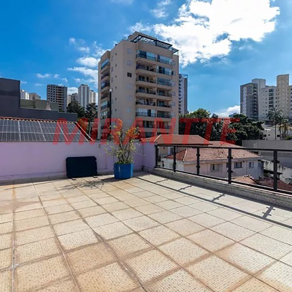 Sobrado de 309m² com 4 quartos em Parada Inglesa