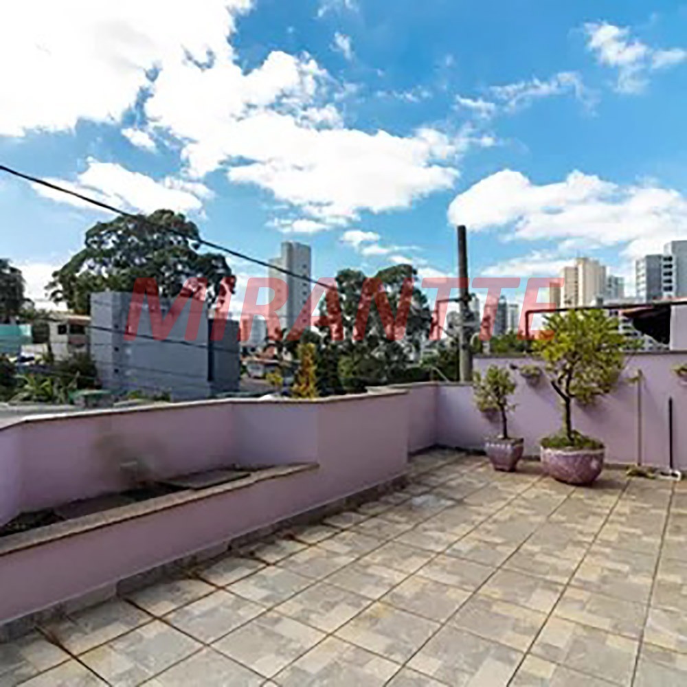 Sobrado de 309m² com 4 quartos em Parada Inglesa