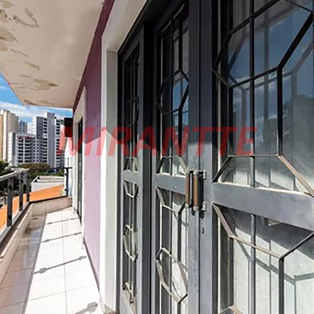 Sobrado de 309m² com 4 quartos em Parada Inglesa