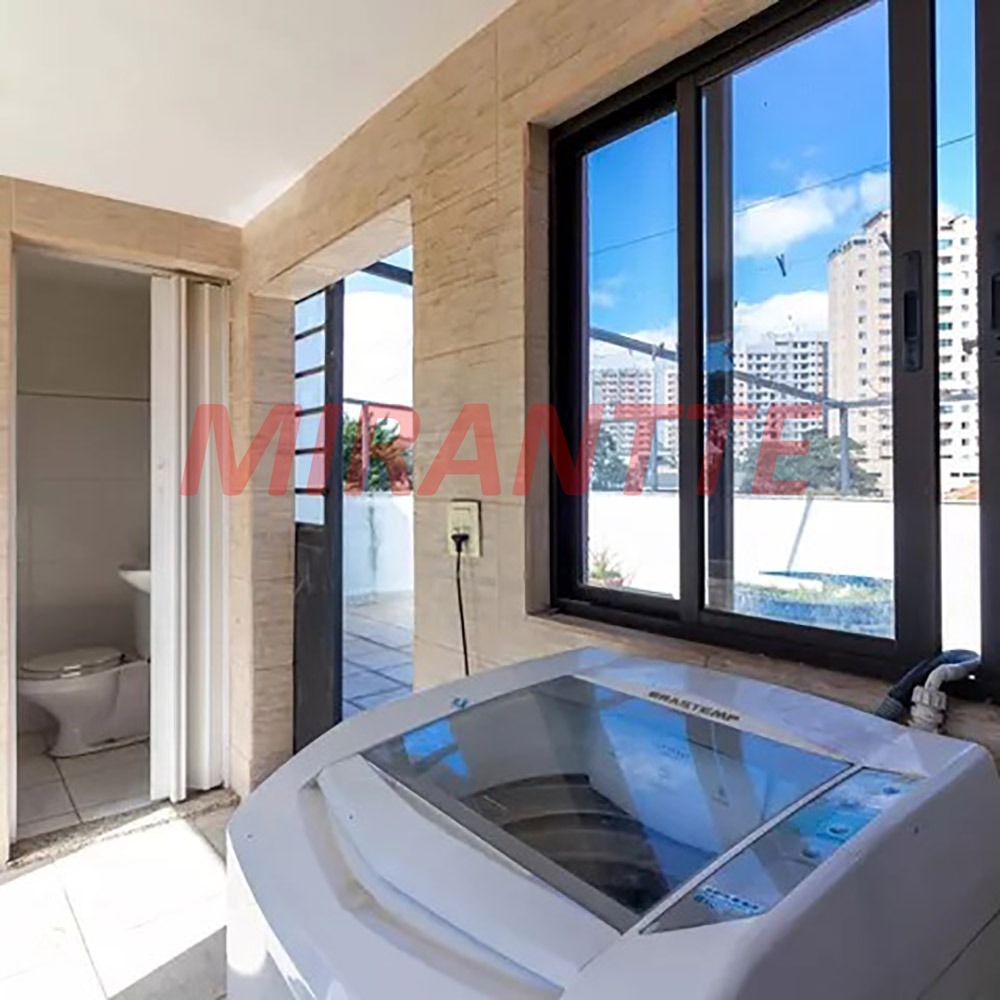 Sobrado de 309m² com 4 quartos em Parada Inglesa