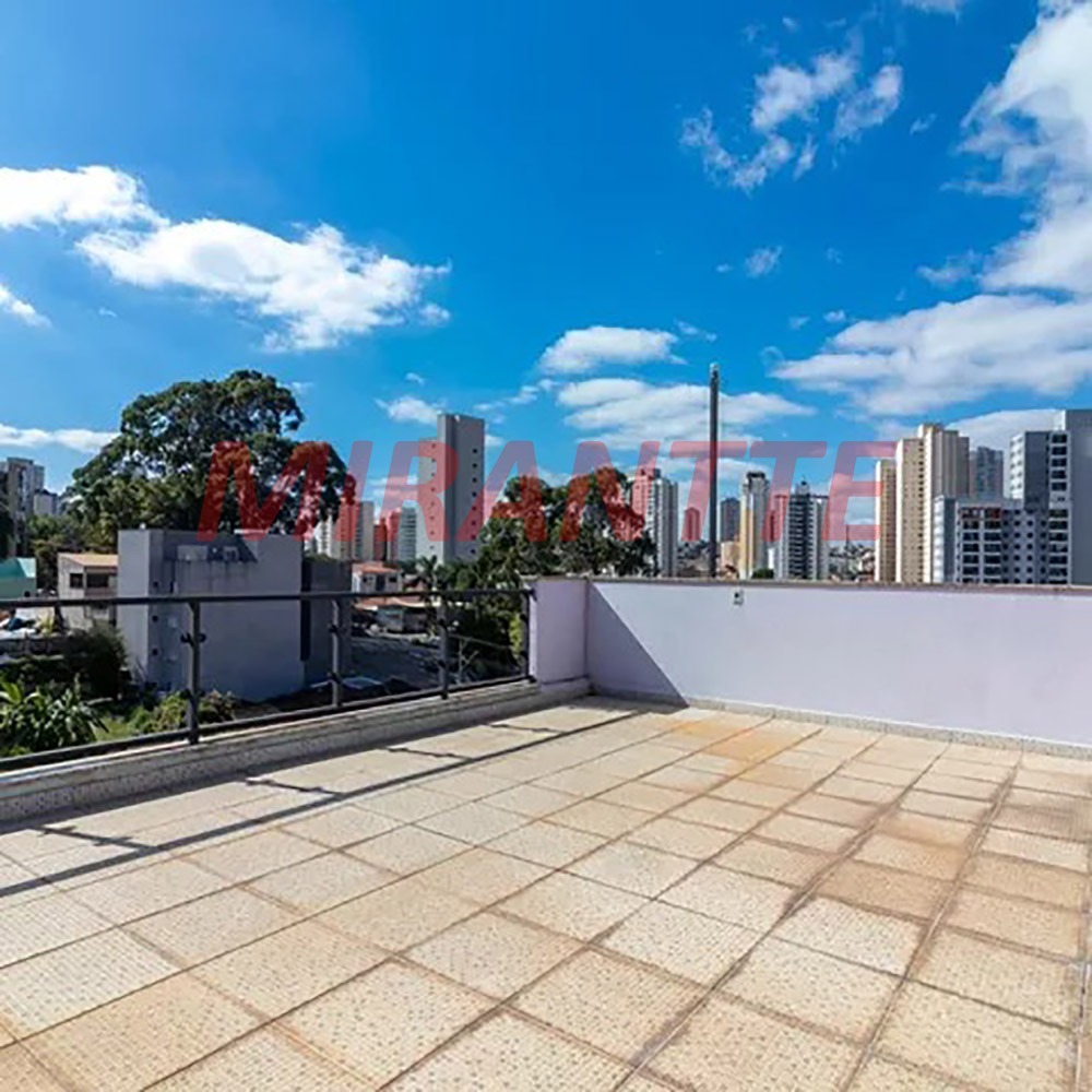 Sobrado de 309m² com 4 quartos em Parada Inglesa