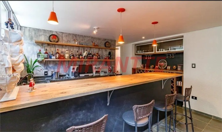 Sobrado de 268m² com 3 quartos em Quintas do Ingaí