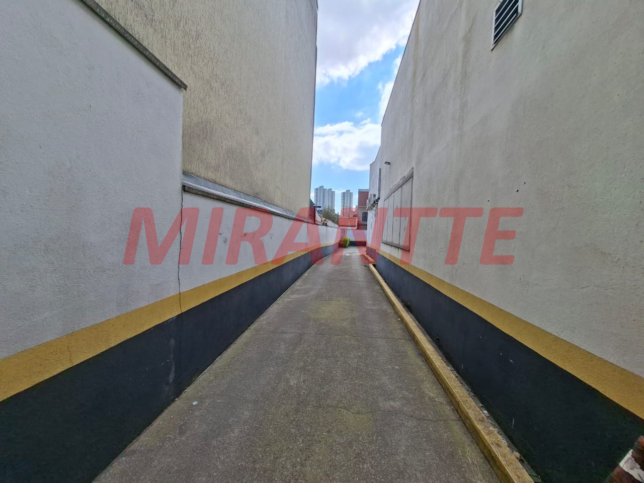 Comercial de 377m² em Gopoúva
