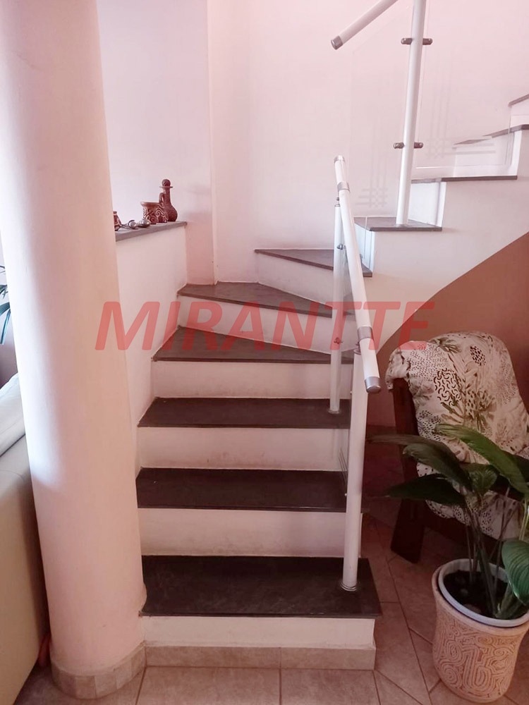 Sobrado de 159m² com 3 quartos em Vila Irmaos Arnoni
