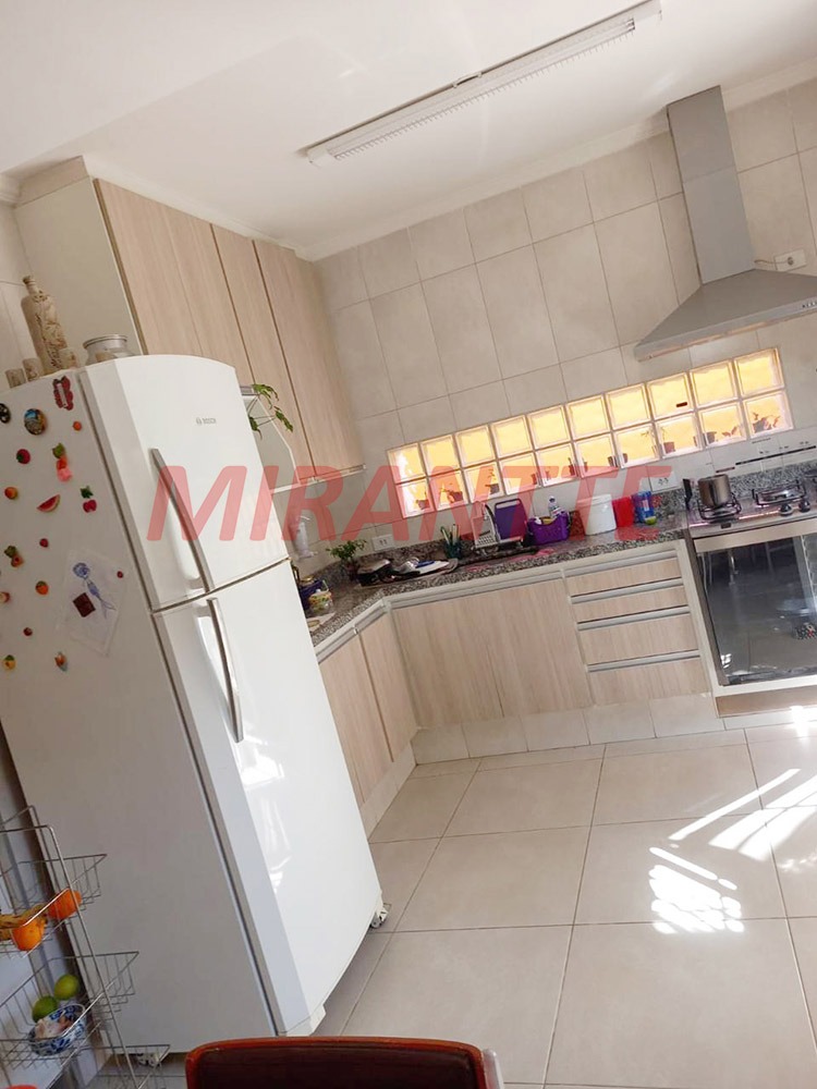 Sobrado de 159m² com 3 quartos em Vila Irmaos Arnoni