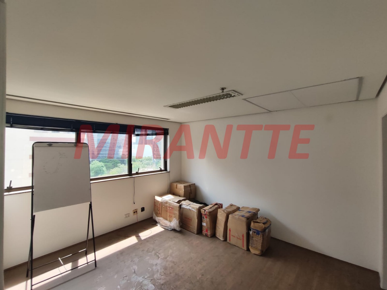 Comercial de 35m² em Vila Olimpia