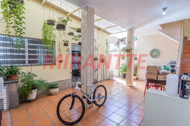 Sobrado de 197m² com 3 quartos em Limão